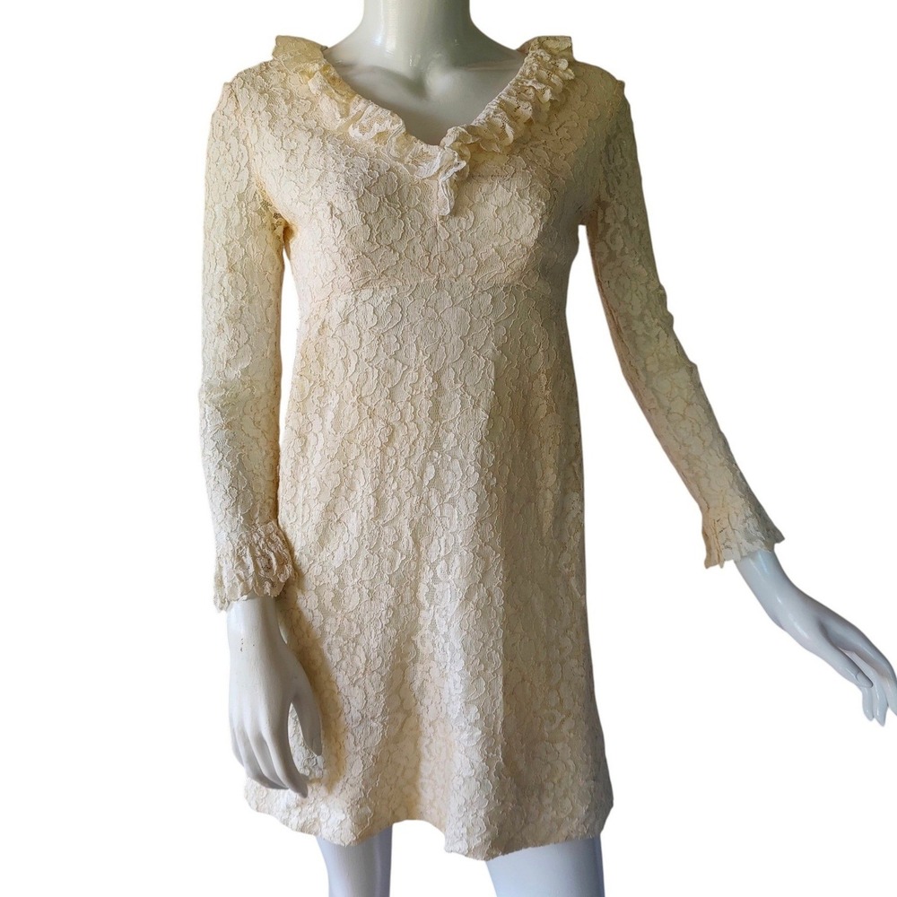 Vtg 60s Ivory Lace Mini Dress Babydoll Ruffle Empire Waist Shift Mod Wedding XS